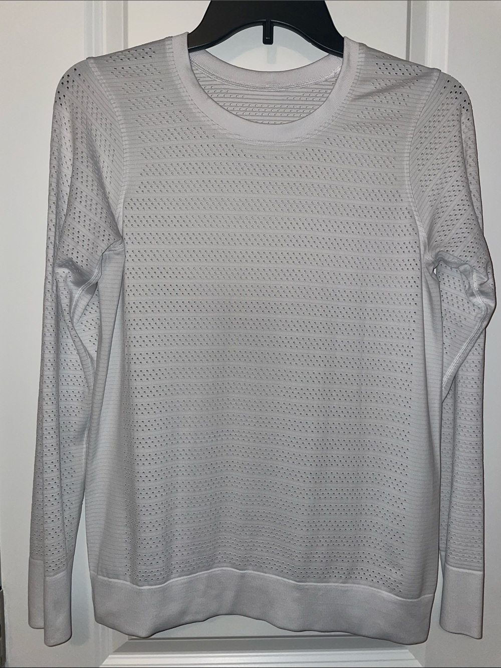 LULULEMON Breeze shirt.